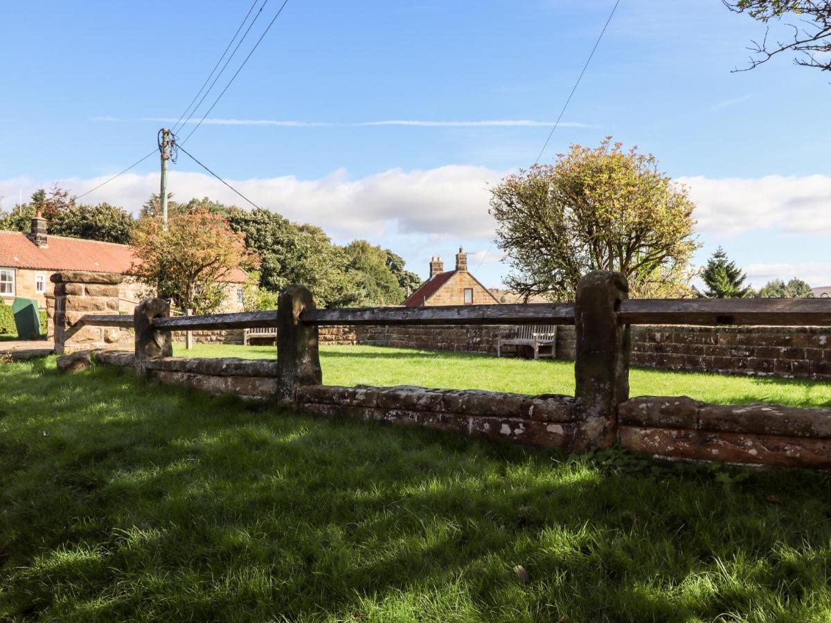 Michaelmass Cottage Whitby Buitenkant foto